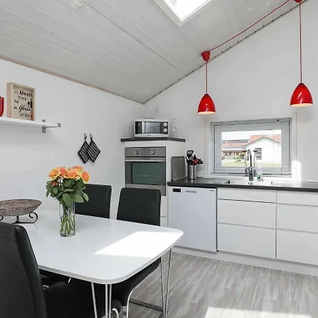 Three-bedroom In 17 Holiday home *