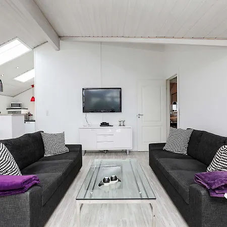 Three-bedroom In 17 Holiday home *